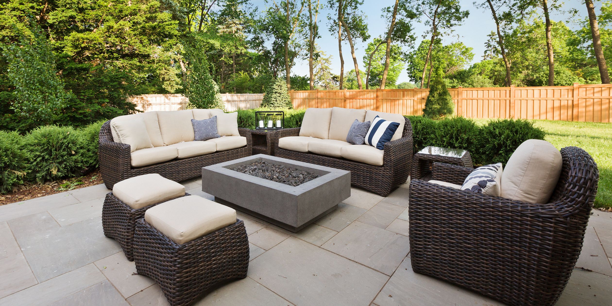 Creative Retail Solutions: Designing Small Outdoor Living Spaces